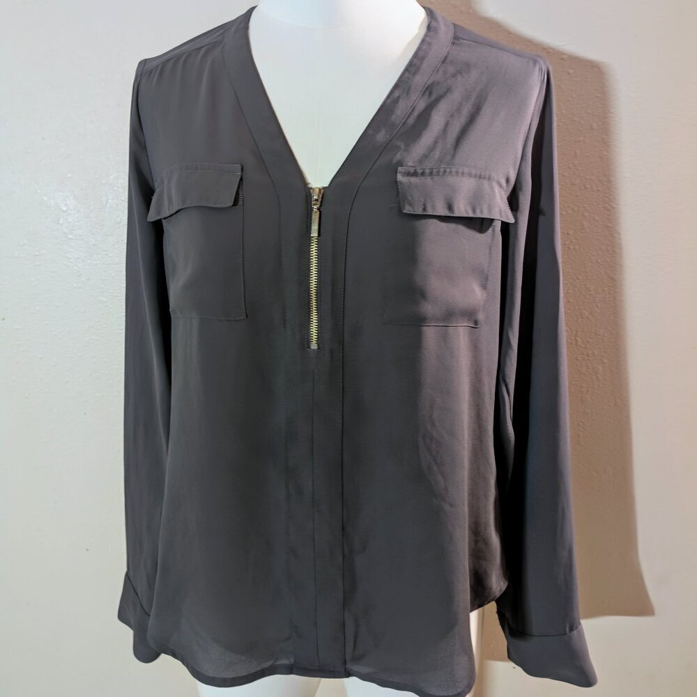 Express women's sz XS gray half zip long sleeve pocket dress blouse
